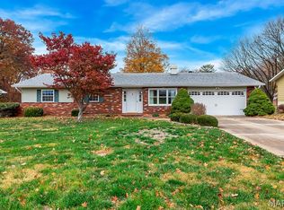 2005 Golfview Dr, Collinsville, IL
