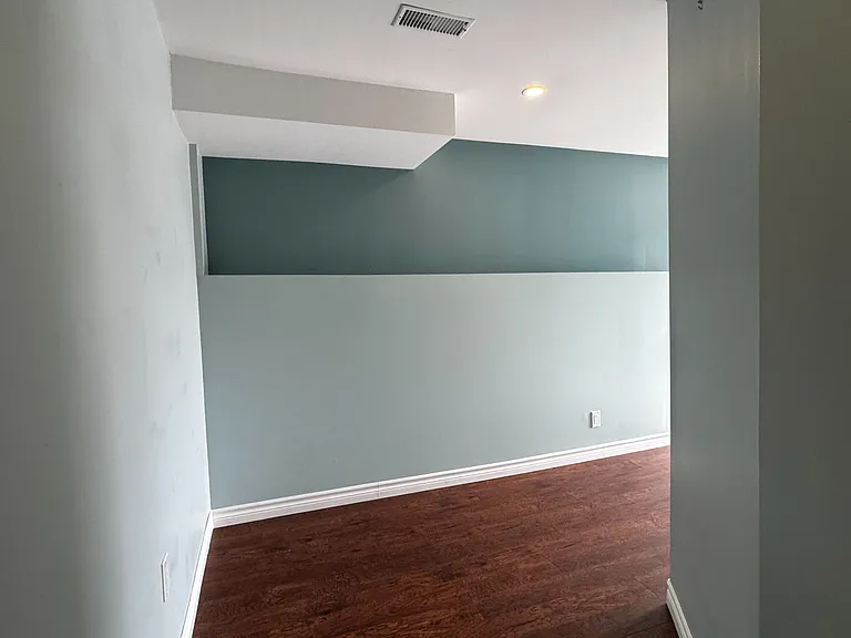 34 Engel Cres #A — Photo 5