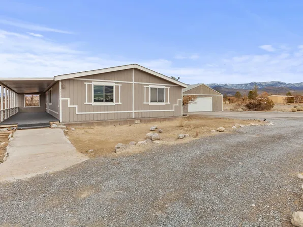 5690 Manse Rd, Pahrump, NV 89061