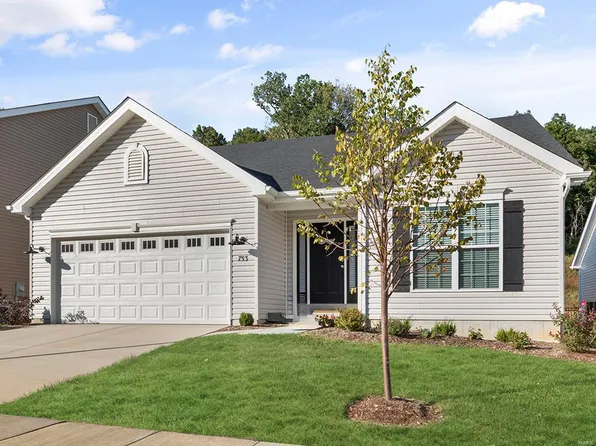 404 Honor Hill Dr, Foristell, MO 63348