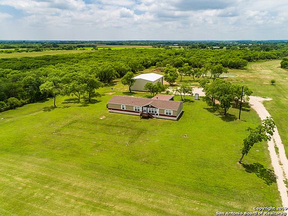 3rd image of 1135 County Road 6610