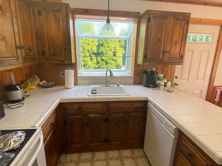 7 Campbell Ct — Photo 9