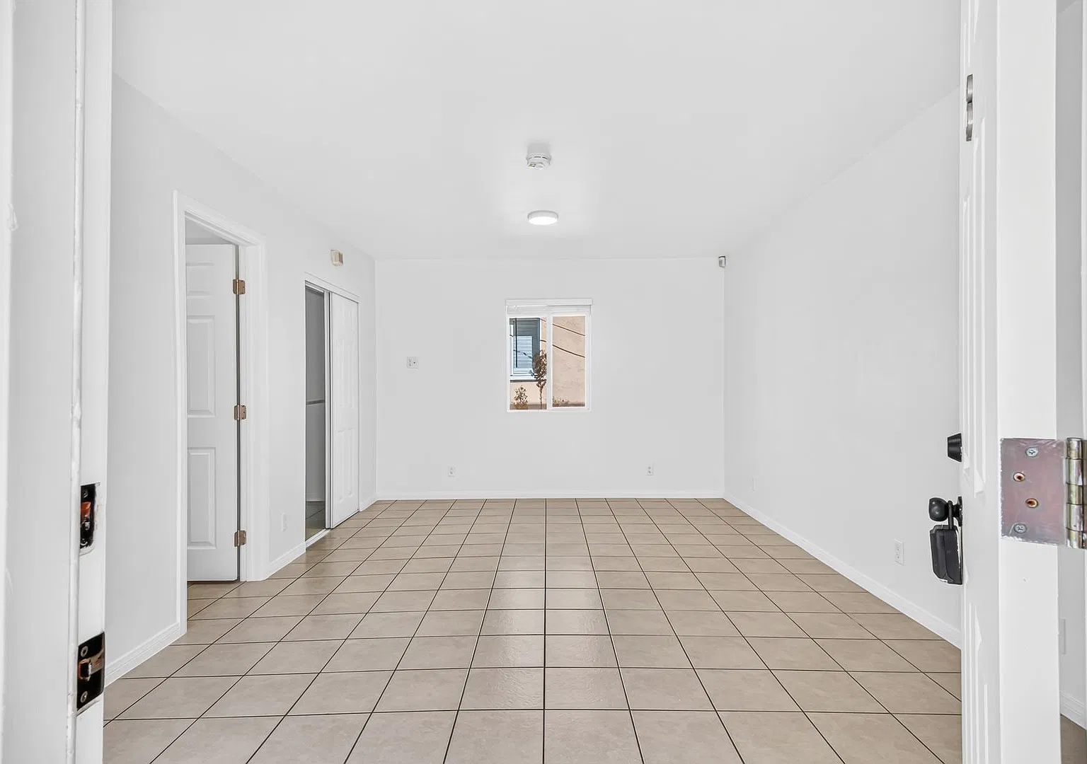 67 Alamitos Ave — Photo 1