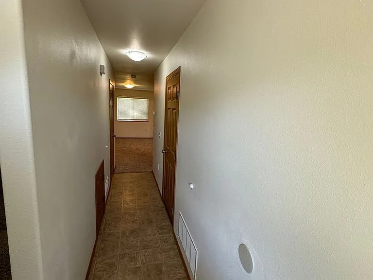 5595 S Irwin Dr — Photo 3