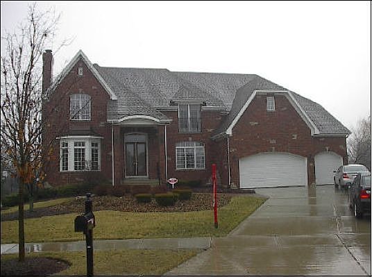 Breathtaking huge 7300 sq ft house in highly desired Naperville!!