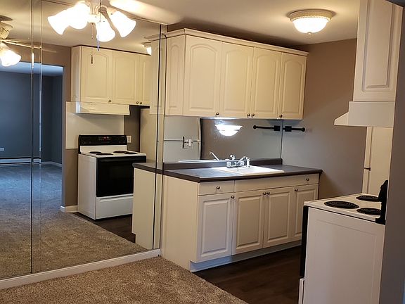 5th image of 8801 Schneider Ave APT 13