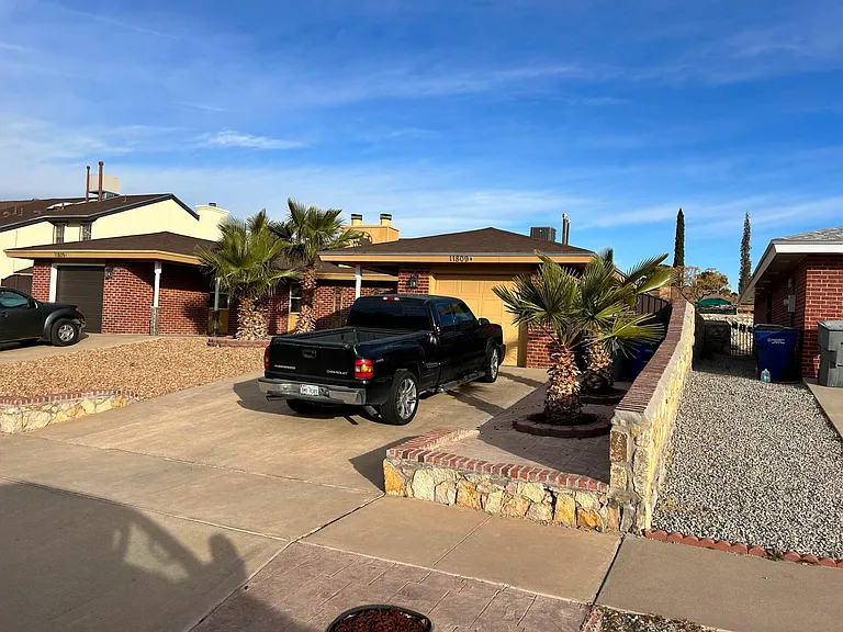 11809 Taffy Bagley Dr #B — Photo 6