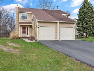 7457 Coachlight Ln, Liverpool, NY, 13088
