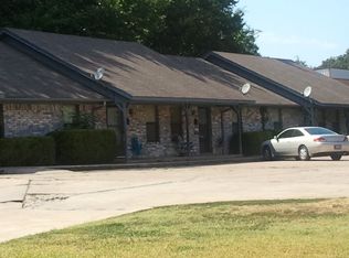 128 7th St SW, Paris, TX 75460