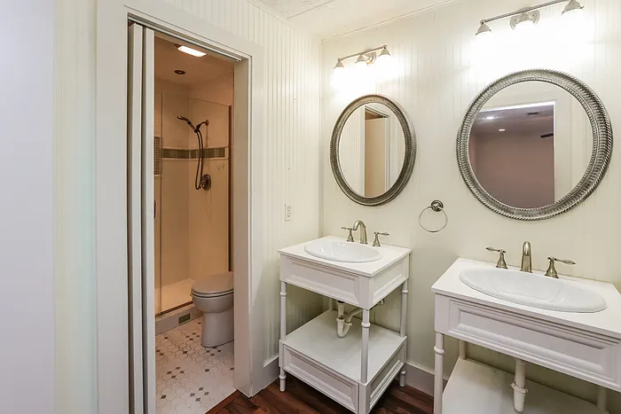 317 Wicklow Cv — Photo 8