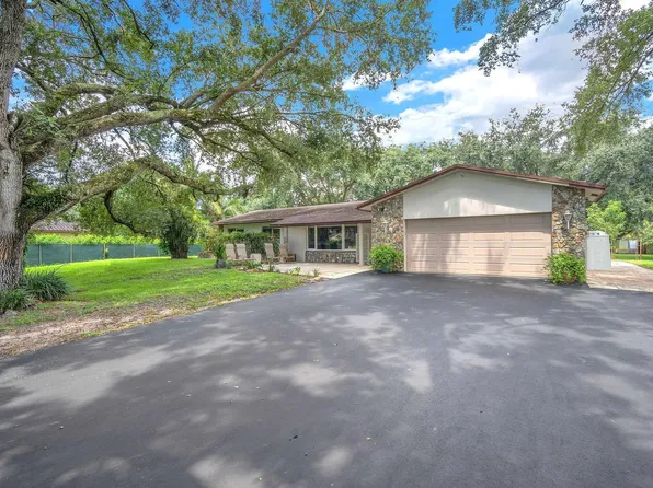 11001 SW 51st Street, Davie, FL 33328