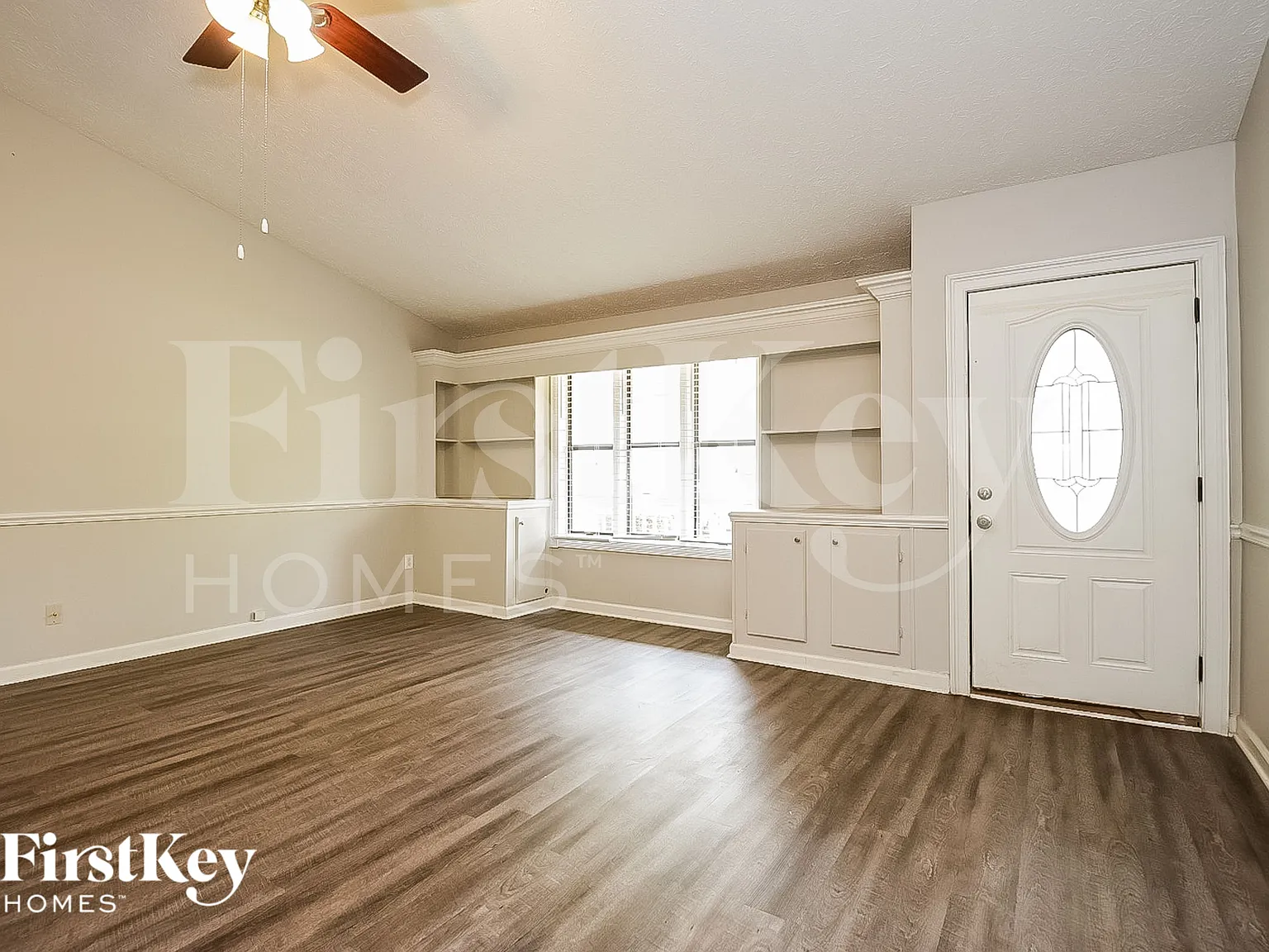 4 bed, 2.0 bath, 1612 sqft, $2,090 — Photo 4