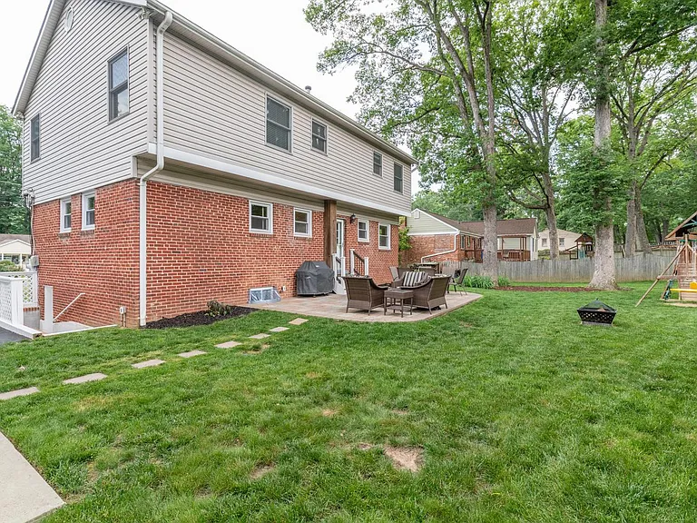 7322 Ronald St — Photo 33
