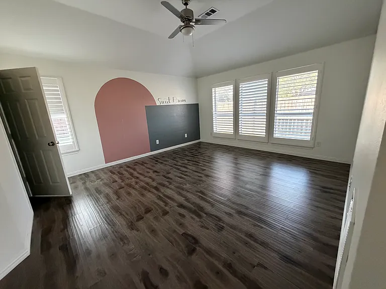 4708 Hatton Dr — Photo 9