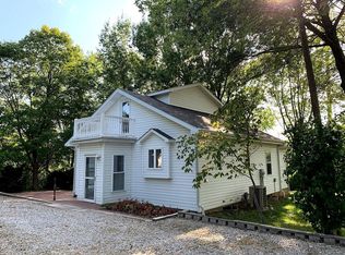 106 Gilmore Lake Rd, Columbia, IL 62236