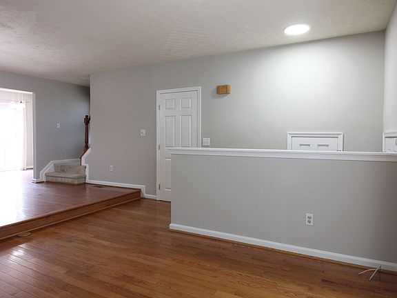 3rd image of 13401 Elevation Ln