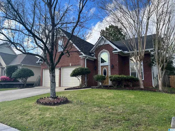 2413 Mountain Dr, Birmingham, AL 35226
