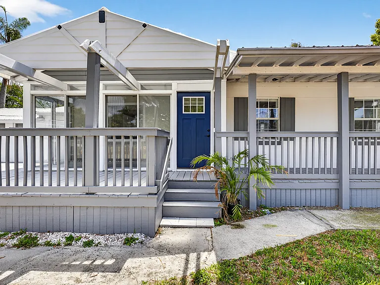 3620 E Tampa Cir — Photo 1