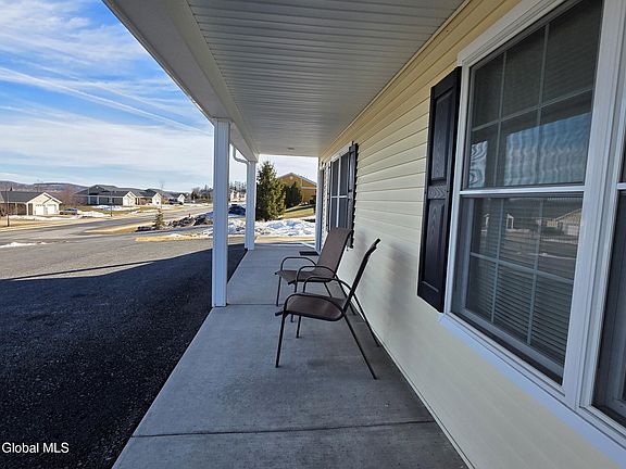 5th image of 122 Rabbit