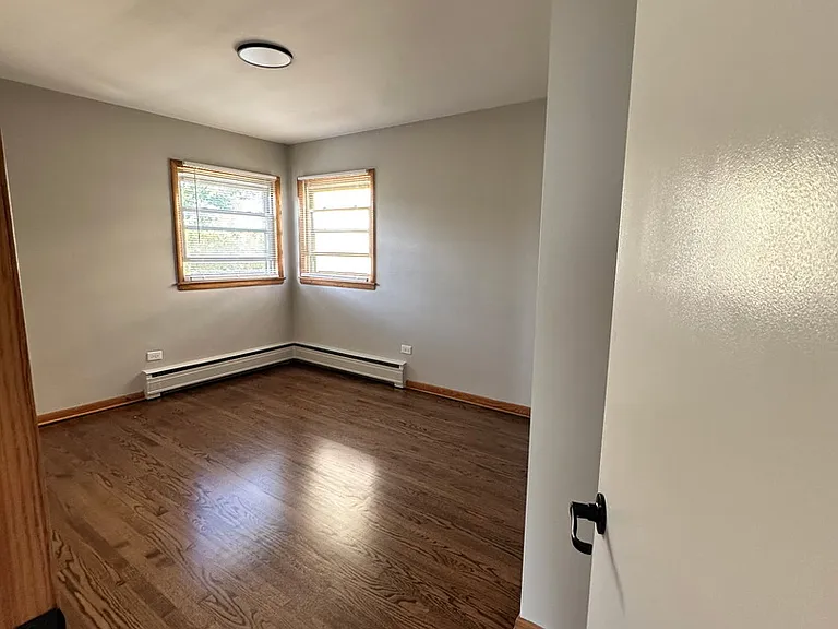 7538 Waukegan Rd #11W — Photo 6