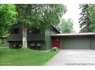 530 High View Dr, Anchorage, AK 99515