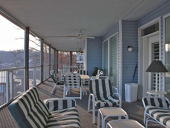 Screened Deck
