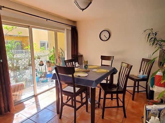4th image of 6245 Kendale Lakes Cir #210