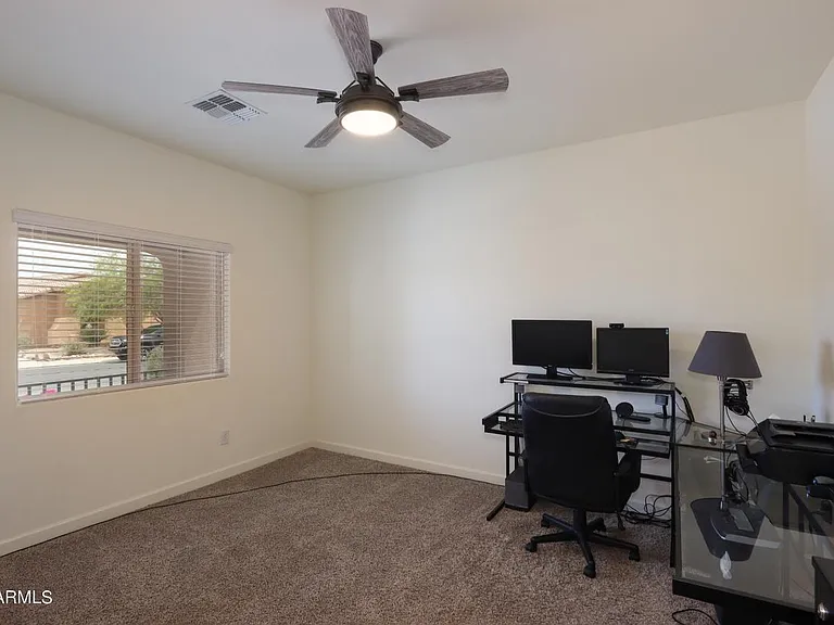 735 W Judi Dr — Photo 17