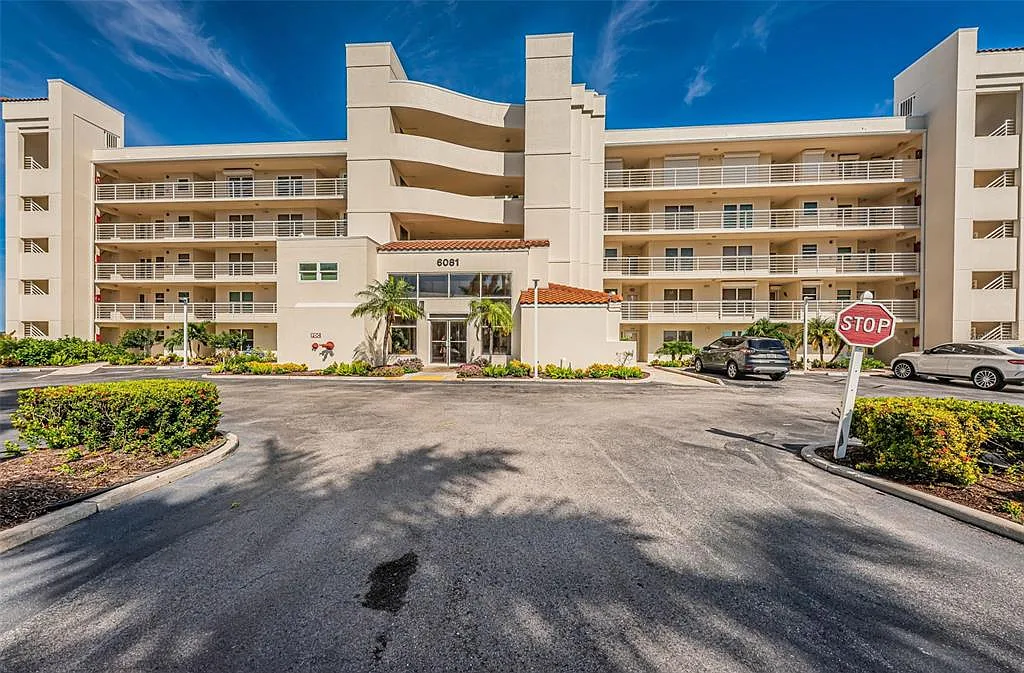 2 bed, 2.0 bath, 1150 sqft, $3,000 — Photo 1