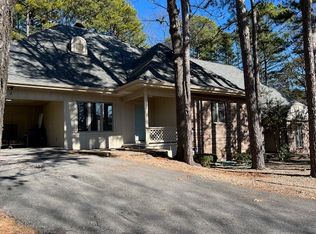 1 Norwood Ln, Bella Vista, AR 72714