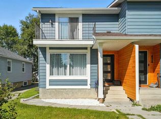432 S 25th Ave NE, Calgary, AB T2E1Y3