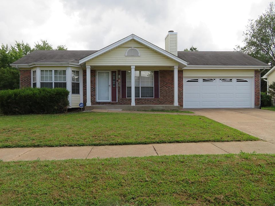 1st image of 2044 Monks Hollow Dr