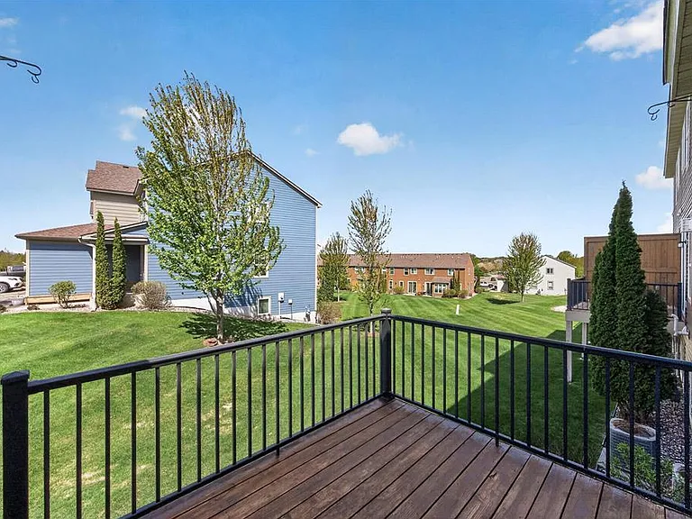 3201 Countryside Ct #B — Photo 7