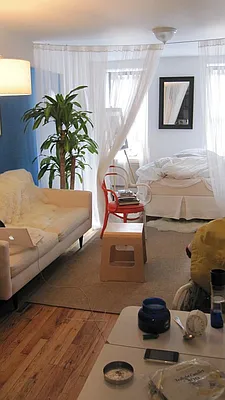 Rented by Weinstein Realty Group | media 6