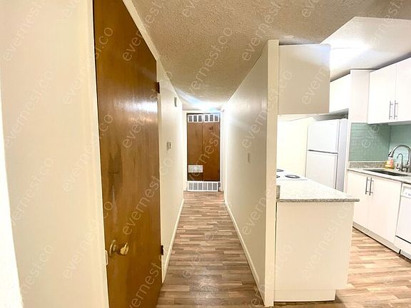 5th image of 1608 Cottonwood Dr APT 13