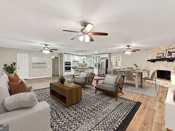 3rd image of 951 Hickory View Ct NW