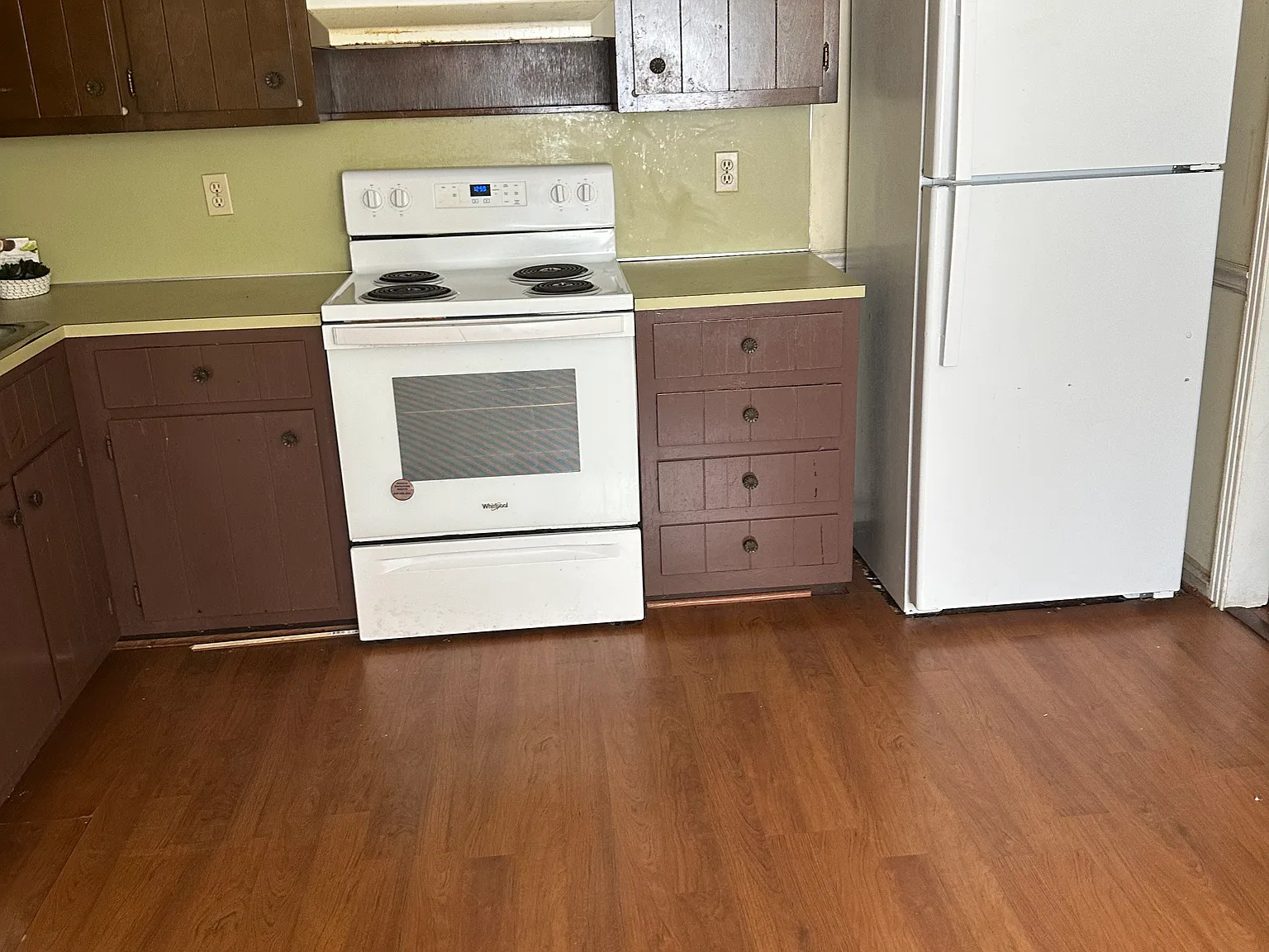 4 bed, 1700 sqft, $1,600 — Photo 3