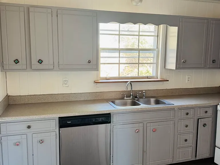 3212 Berkley Dr — Photo 9