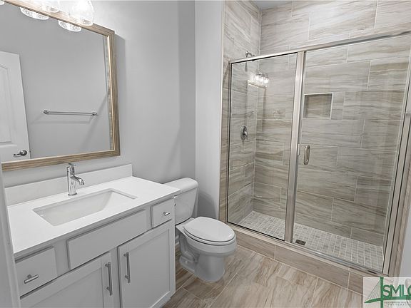 4th image of 183 Hanover Place