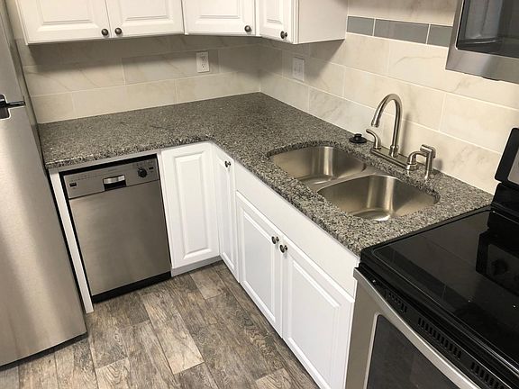 Granite countertops!