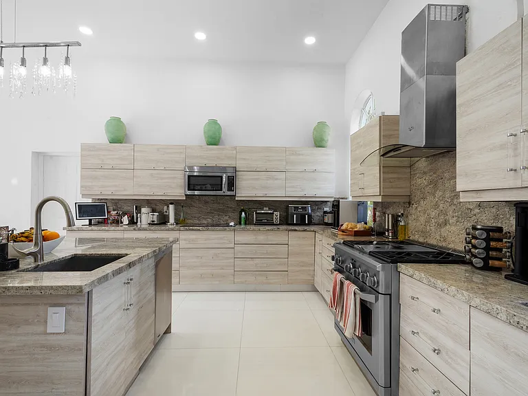 12300 Old Cutler Rd — Photo 21