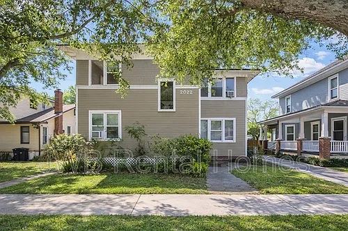 2022 Dellwood Ave Photo 1
