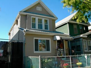 9528 82nd St, Ozone Park, NY 11416