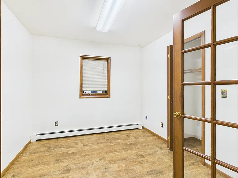 109 Cary Ave — Photo 11