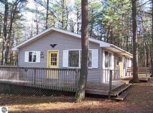 419 Nolan St, Mio, MI 48647