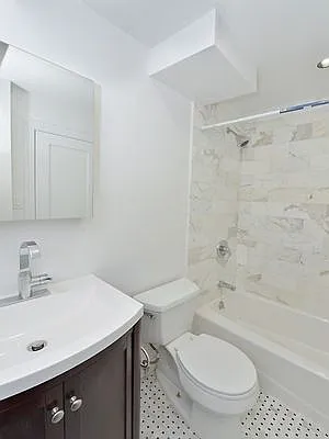 Rented by Cooper & Cooper Real Estate | media 16