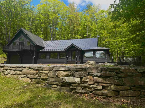 903 Old County Road, Cavendish, VT 05142