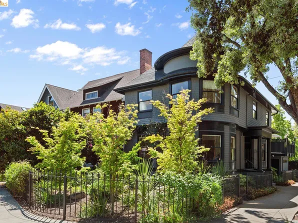 2520 Russell St, Berkeley, CA 94705