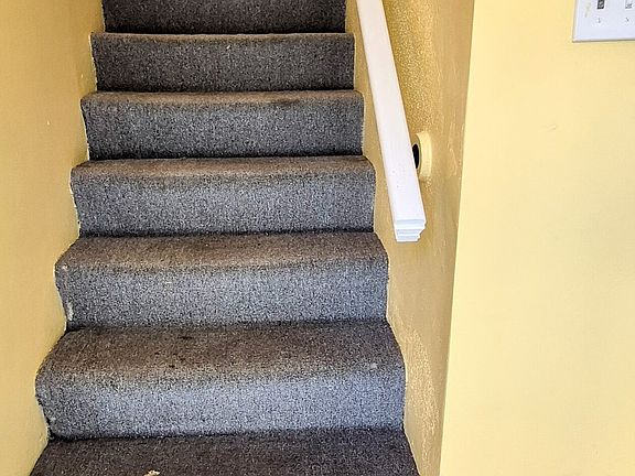 5th image of 239 Old Farms Road APT 15C