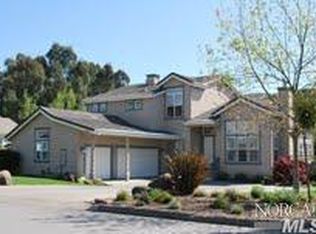 225 Saddle Wood Dr, Novato, CA 94945
